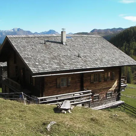 Chalet Rasnerhof Hopfgarten in Defereggen