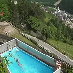 Chalet Rasnerhof Hopfgarten in Defereggen